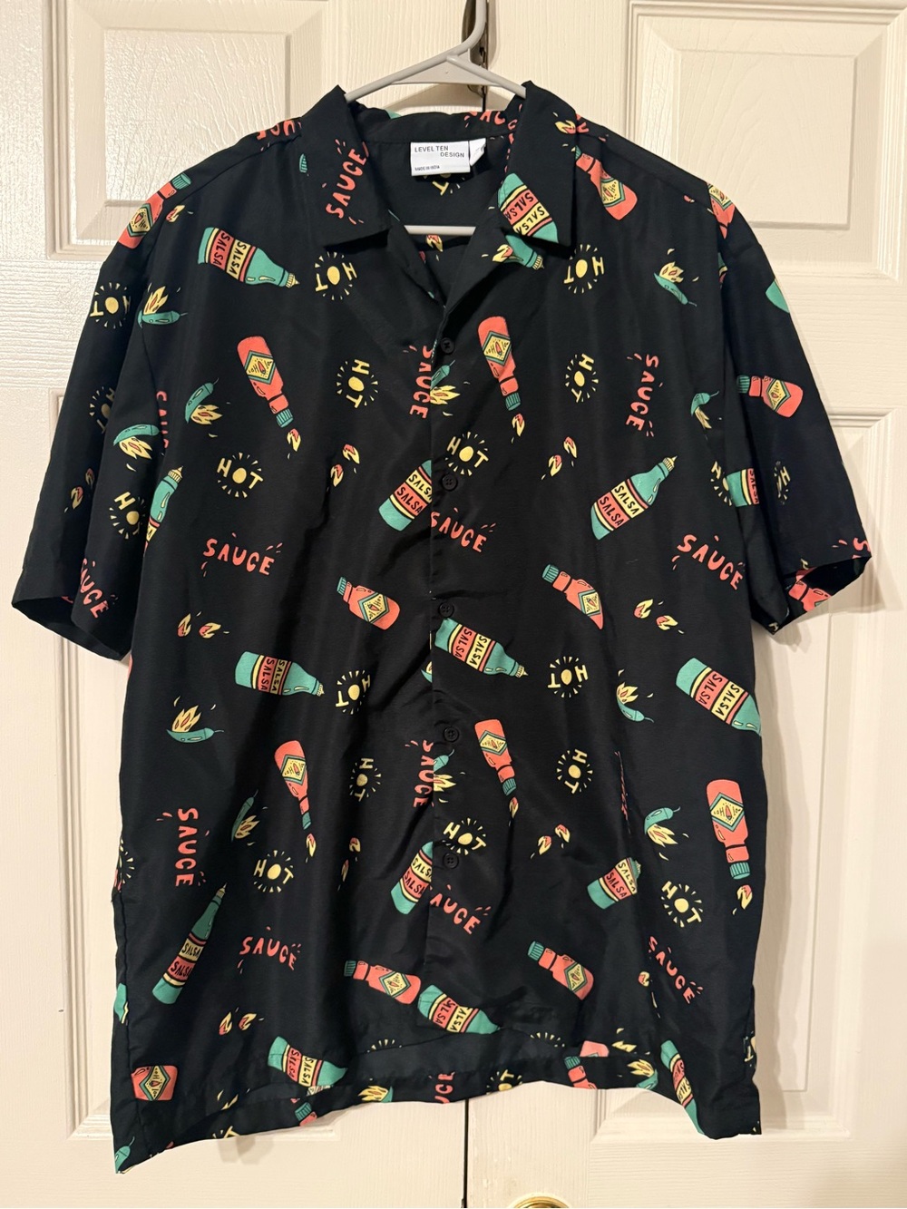 Short-Sleeve Hot Sauce Print Button-Down Shirt - Black/Green/Red
